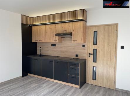 Pronájem bytu, 2+kk, 43 m²