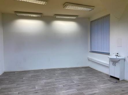 Pronájem kanceláře, 27 m²