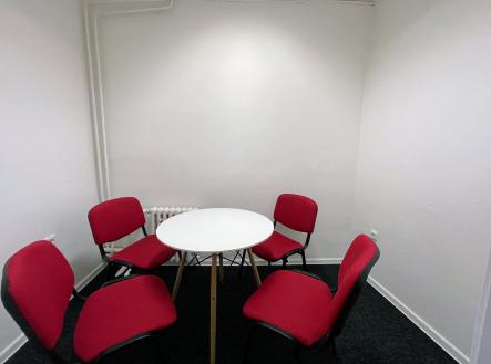 Pronájem obchodní prostor, 75 m²