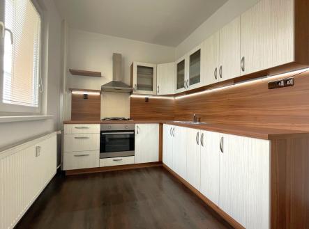 Pronájem bytu, 3+1, 70 m²