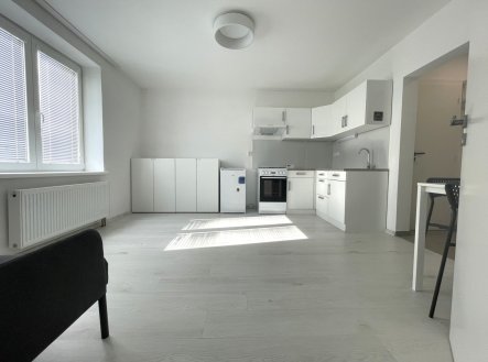 Pronájem bytu, 2+kk, 40 m²