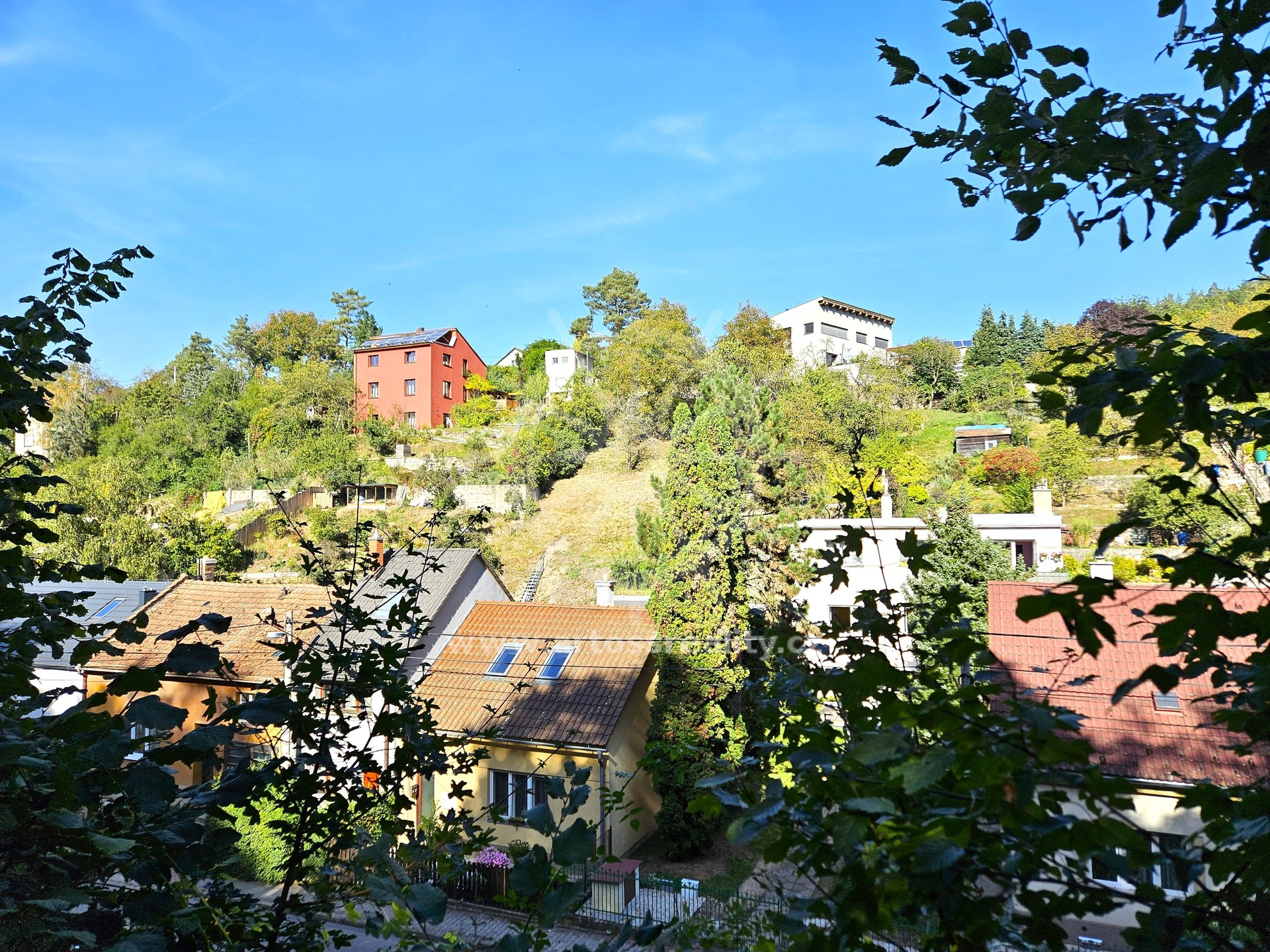 Prodej zahrady - investičního pozemku 761 m2 - Bílovice nad Svitavou, okres Brno - venkov