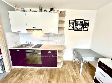 Pronájem bytu, 2+kk, 28 m²