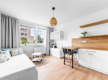 Pronájem bytu, 1+kk, 22 m²