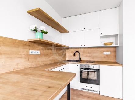 Pronájem bytu, 1+kk, 22 m²