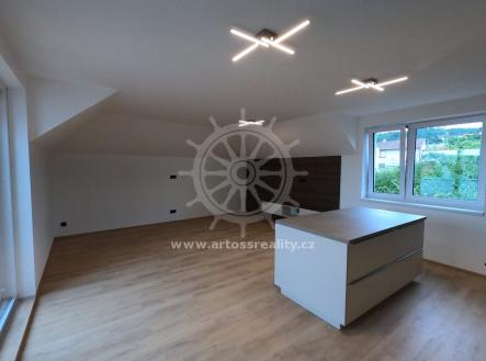 Pronájem - dům/vila, 156 m²