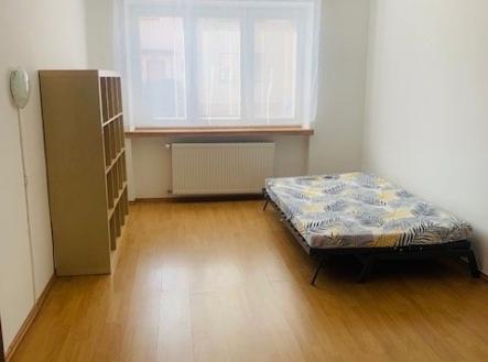 Pronájem bytu, 1+kk, 65 m²