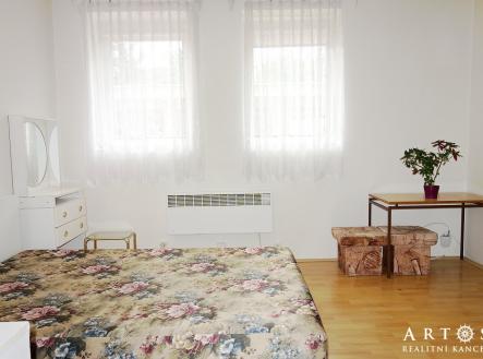 Pronájem bytu, 1+kk, 25 m²