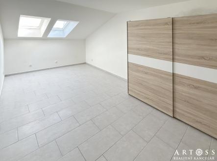 Pronájem bytu, 1+1, 34 m²