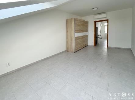 Pronájem bytu, 1+1, 34 m²