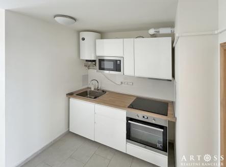 Pronájem bytu, 1+1, 34 m²