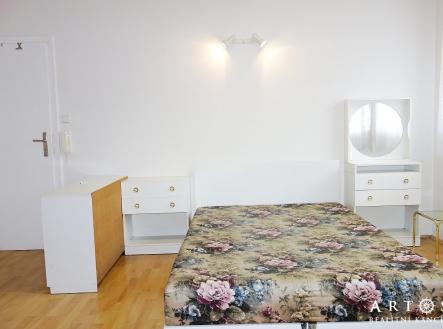 Pronájem bytu, 1+kk, 25 m²