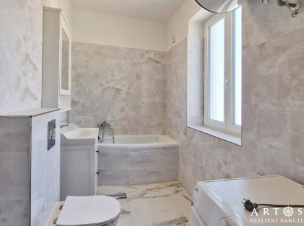 Pronájem bytu, 2+kk, 50 m²