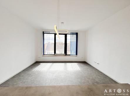 Pronájem bytu, 3+kk, 67 m²
