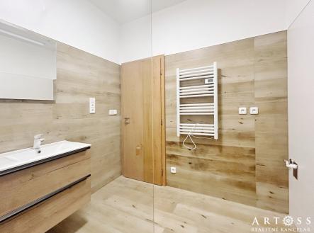 Pronájem bytu, 2+kk, 84 m²