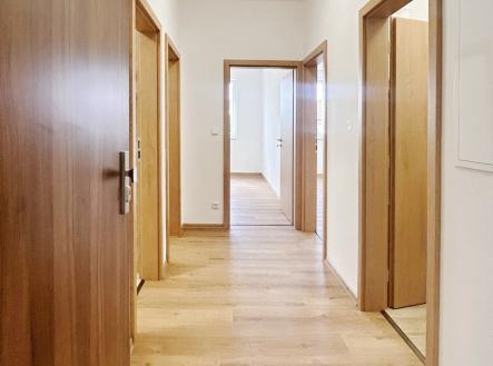 Pronájem bytu, 2+kk, 84 m²