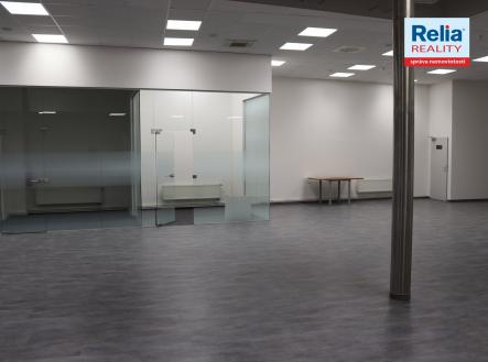 Pronájem obchodní prostor, 277 m²