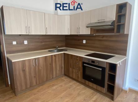 Pronájem bytu, 3+1, 100 m²