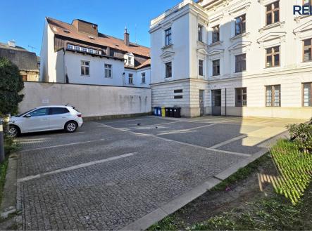 Prodej kanceláře, 1 083 m²