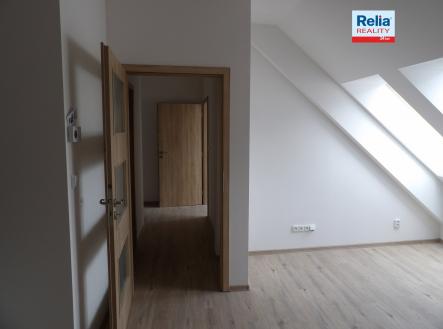 Pronájem bytu, 2+kk, 37 m²