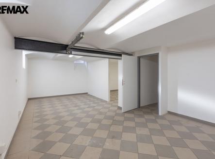 Pronájem jiné, 70 m²