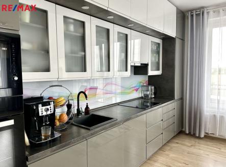 Prodej bytu, 3+kk, 85 m²