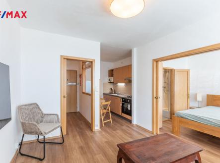 Pronájem bytu, 2+kk, 35 m²