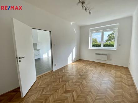 Pronájem bytu, 2+kk, 46 m²