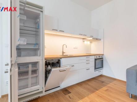 Pronájem bytu, 2+kk, 42 m²