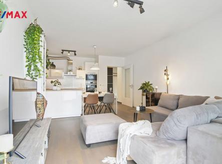 Pronájem bytu, 2+kk, 67 m²