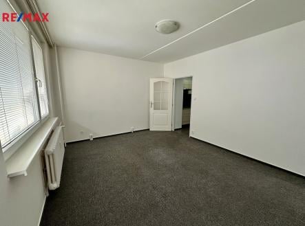 Pronájem bytu, 1+kk, 33 m²