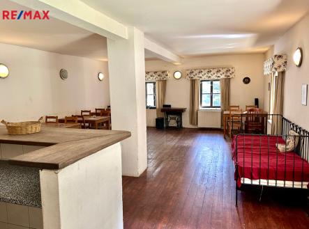 Prodej - hotel, 240 m²