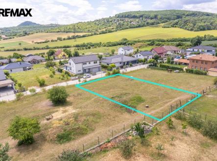 Prodej pozemku pro bydlení, 1 042 m²