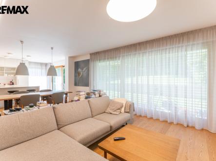 Pronájem domu/vily, 339 m²