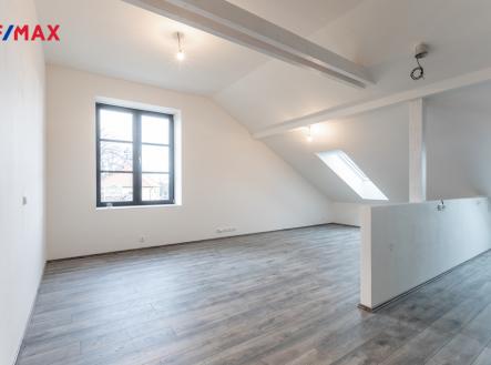 Prodej bytu, 4+kk, 99 m²