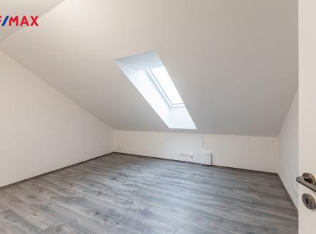 Prodej bytu, 4+kk, 99 m²