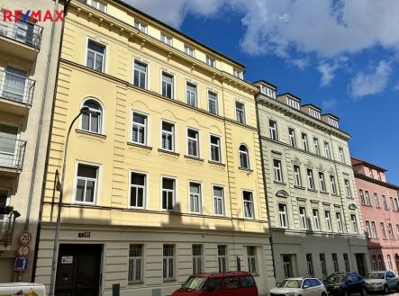 Prodej nájemního domu, 736 m²