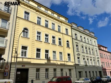 Prodej nájemního domu, 736 m²