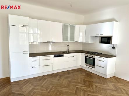 Pronájem bytu, 2+kk, 89 m²