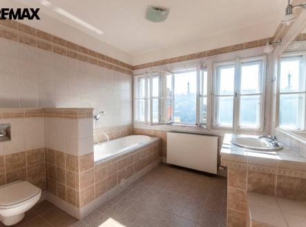 Pronájem bytu, 2+kk, 110 m²