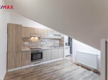 Pronájem bytu, 2+1, 60 m²