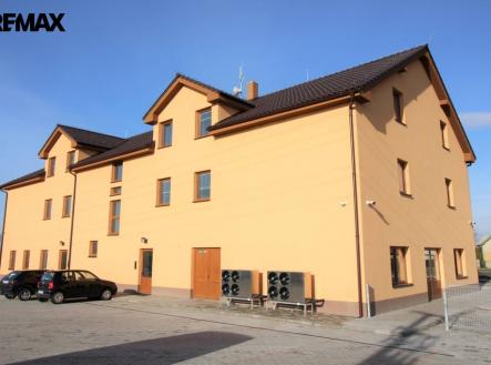 Pronájem obchodní prostor, 190 m²