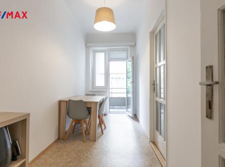 Pronájem bytu, 2+kk, 40 m²