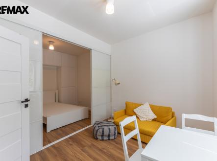 Pronájem bytu, 1+1, 39 m²