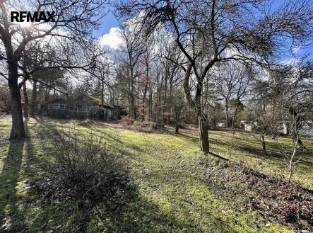 Prodej pozemku pro bydlení, 2 320 m²