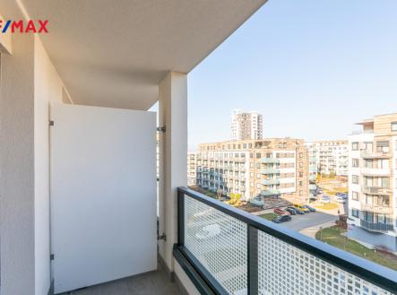 Pronájem bytu, 1+kk, 27 m²