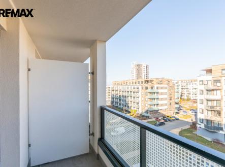 Pronájem bytu, 1+kk, 27 m²
