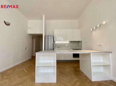 Pronájem bytu, 3+kk, 72 m²