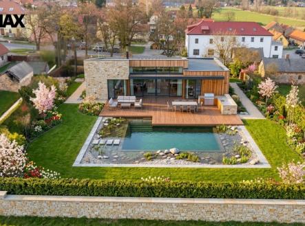 Prodej pozemku pro bydlení, 1 943 m²