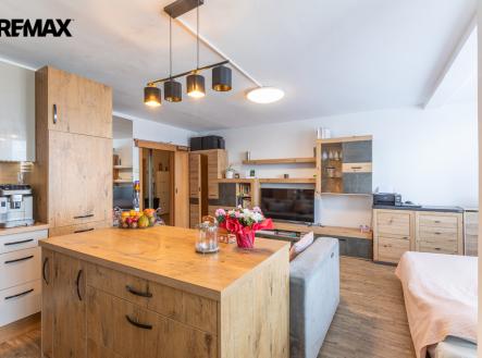 Prodej bytu, 3+kk, 77 m²